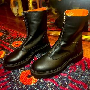 French Connection Black Vegan Leather Combat Boot with Zip front. Women Size 8.5